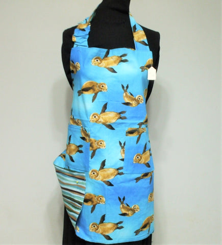Reversible Apron - Fin, Fur and Feathered Friends Animal